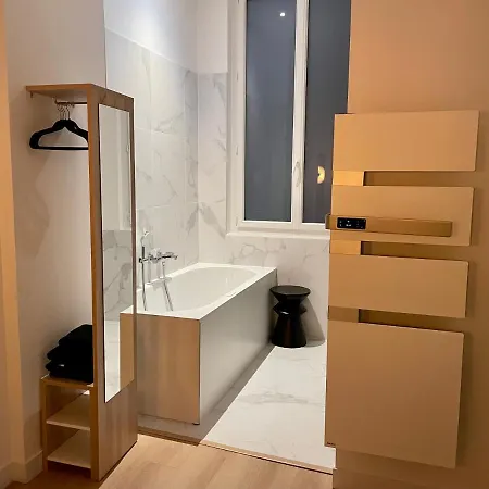 De Gamme, Balnéo/ Balcon/ Garonne